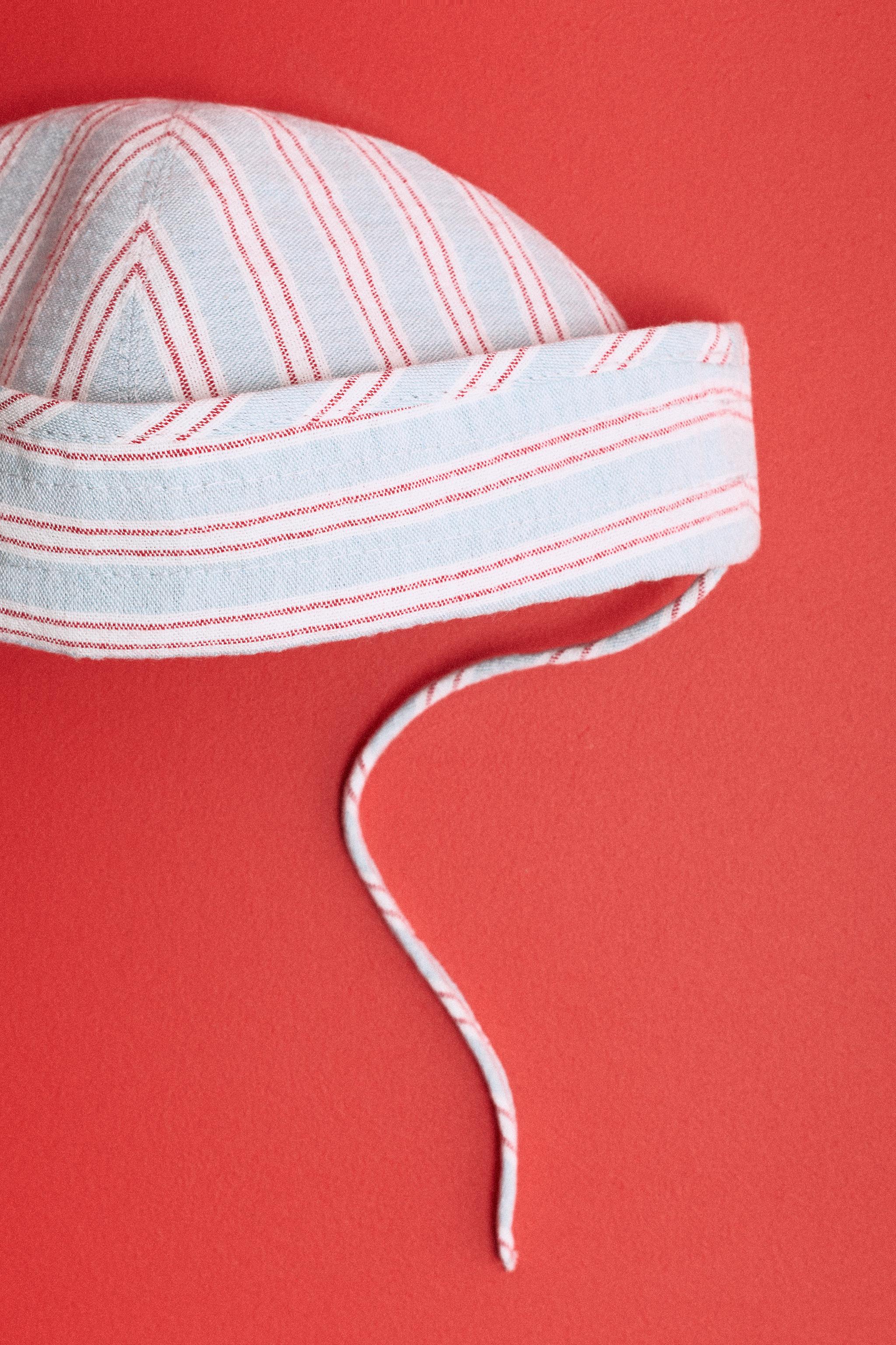 ZARA TIMELESS - BONNET RAYÉ